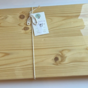 Charcuterie Board Varnished Pine 16" x 10.5"